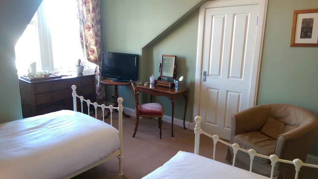 Lochinver Guesthouse Ayr Kültér fotó