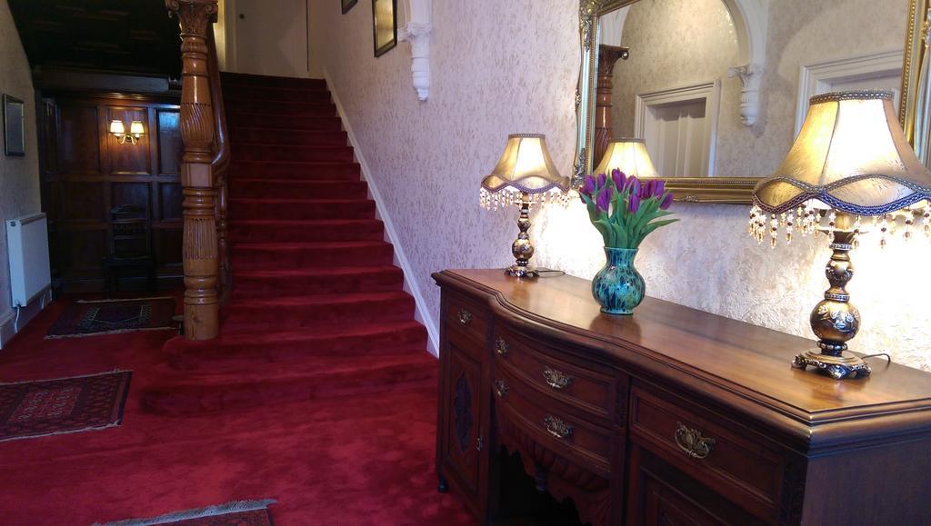 Lochinver Guesthouse Ayr Kültér fotó