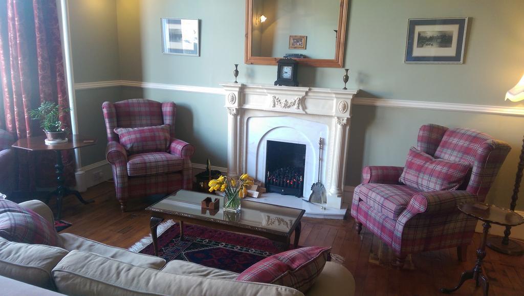 Lochinver Guesthouse Ayr Kültér fotó