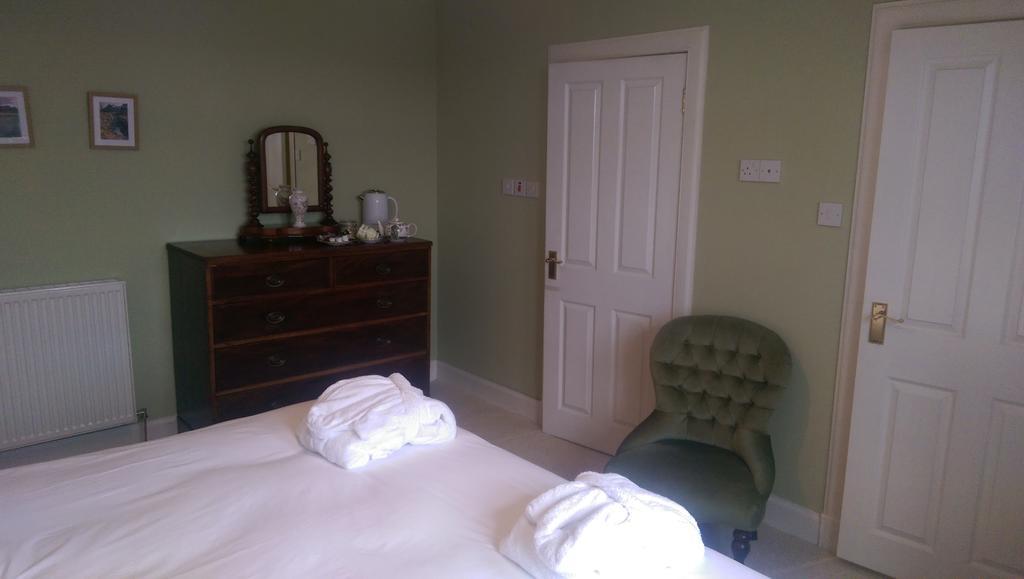 Lochinver Guesthouse Ayr Kültér fotó