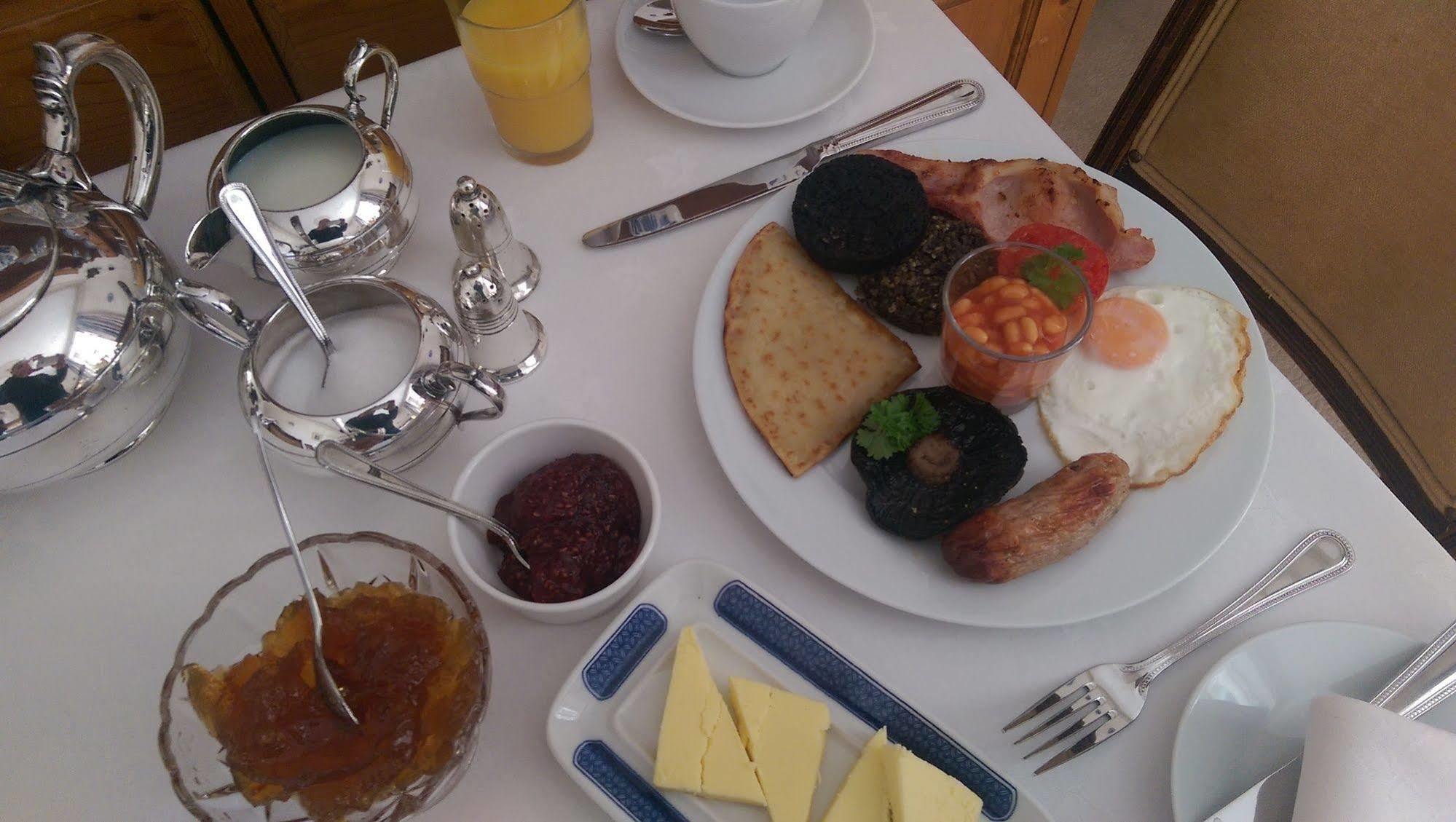 Lochinver Guesthouse Ayr Kültér fotó
